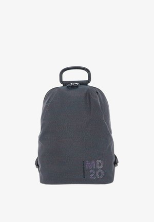 Sac à dos en nylon noir de forme arrondie, surface texturée, double poignée supérieure et logo "MD 20" avec des accents irisés. Sangles latérales réglables.