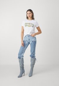 Levi's® Print T-shirt - bright white