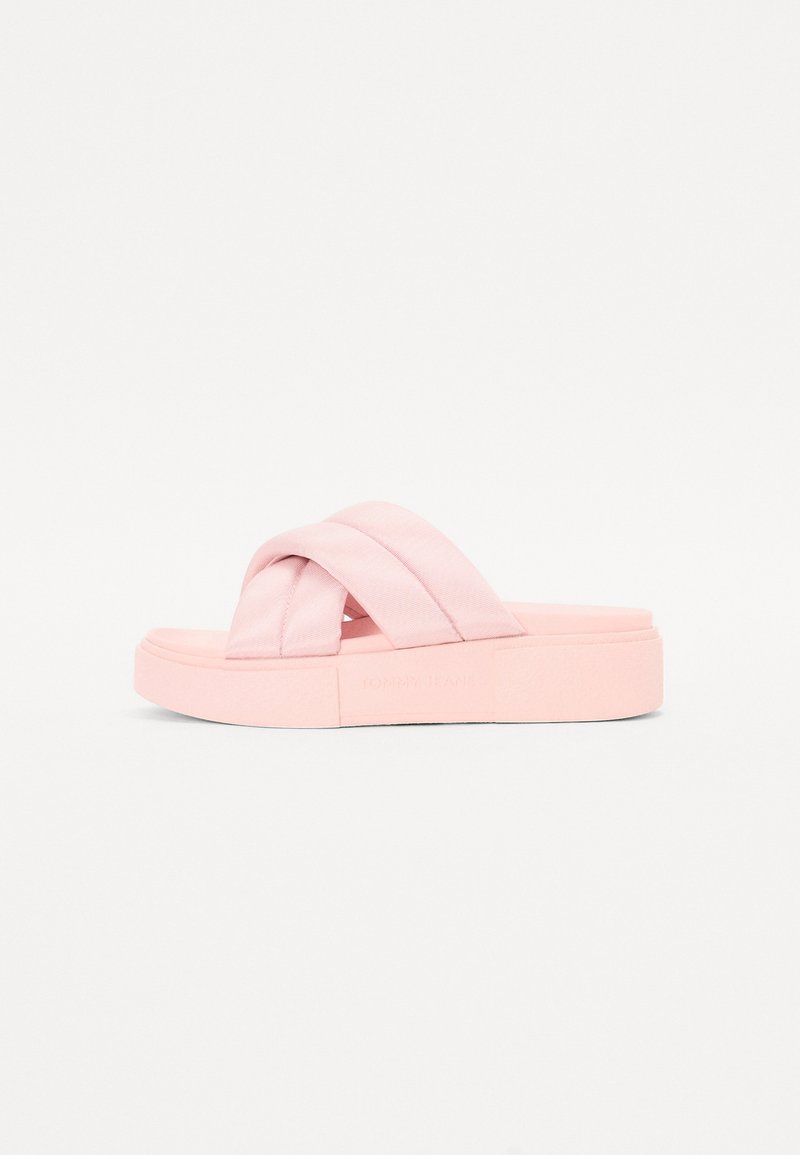 Tommy Jeans FLATFORM SANDAL - Iešļūcenes - delicate pink