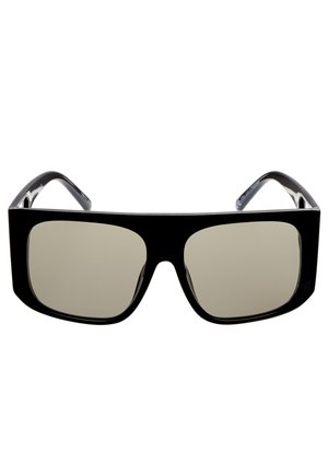 Gafas de sol negras de gran tamaño con montura rectangular, lentes oscuros y acabado brillante. Los lentes son planos y anchos, proporcionando una cobertura total de los ojos.