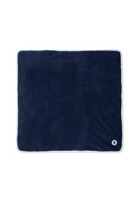 Coperta in microfibra blu navy con superficie morbida e testurizzata e bordatura bianca. Presenta un logo circolare del marchio nell'angolo inferiore.