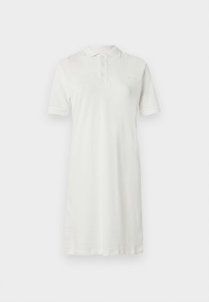 Fehér pamut polo ruha, galléros nyakkivágással, rövid ujjakkal, egyenes szabással és elöl három gombbal.