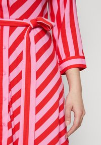 YAS YASSAVANNA SHORT SHIRT DRESS - Skjortklänning - cyclamen/bittersweet