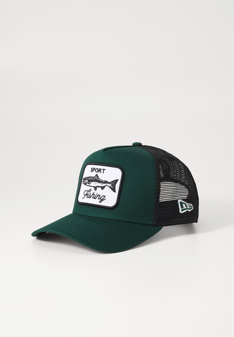 New Era FISHING PATCH TRUCKER UNISEX - Casquette - dark green
