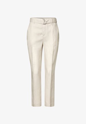 Beige linnedragter med et tætsiddende design, mellem-høj talje og et bælte med en cirkulær metalspænde, lige benudskæring og ingen lommer.