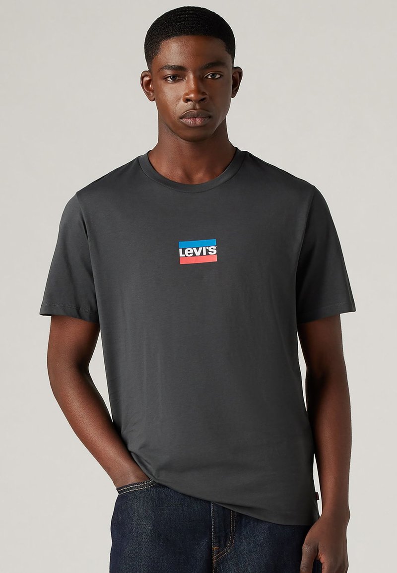 Levi's® - GRAPHIC CREWNECK TEE - T-shirt print - pirate black, Vergroten