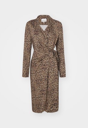 MUNTHE TYSHA - Skjortekjole - brown