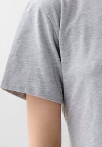 Scalpers T-shirts print - grey melange