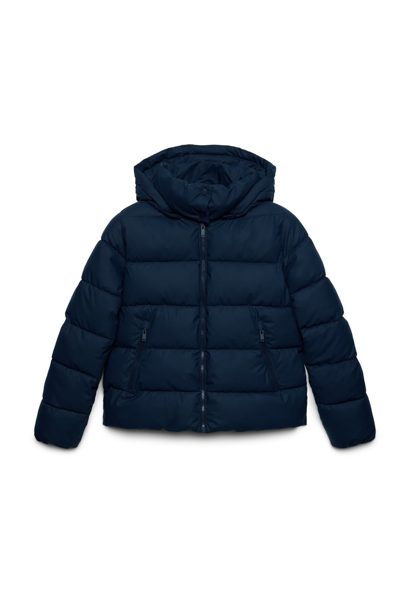 Giacca imbottita blu navy con cappuccio, dotata di chiusura frontale con zip e due tasche laterali con zip. Realizzata in materiale liscio e isolante.