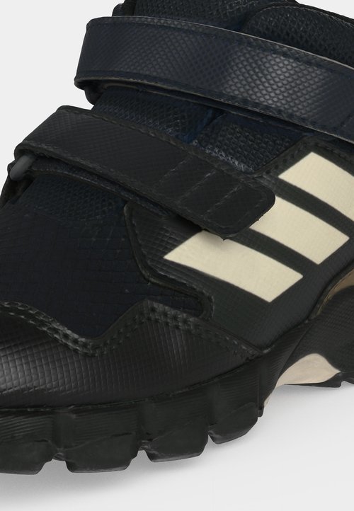 adidas SKYCHASER MID GTX - Hiking shoes - legend ink/white/carbon — foto 7
