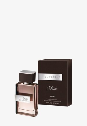 Bouteille et boîte de s.Oliver Superior Men Eau de Toilette, design marron foncé et argenté, vaporisateur naturel de 50 ml.