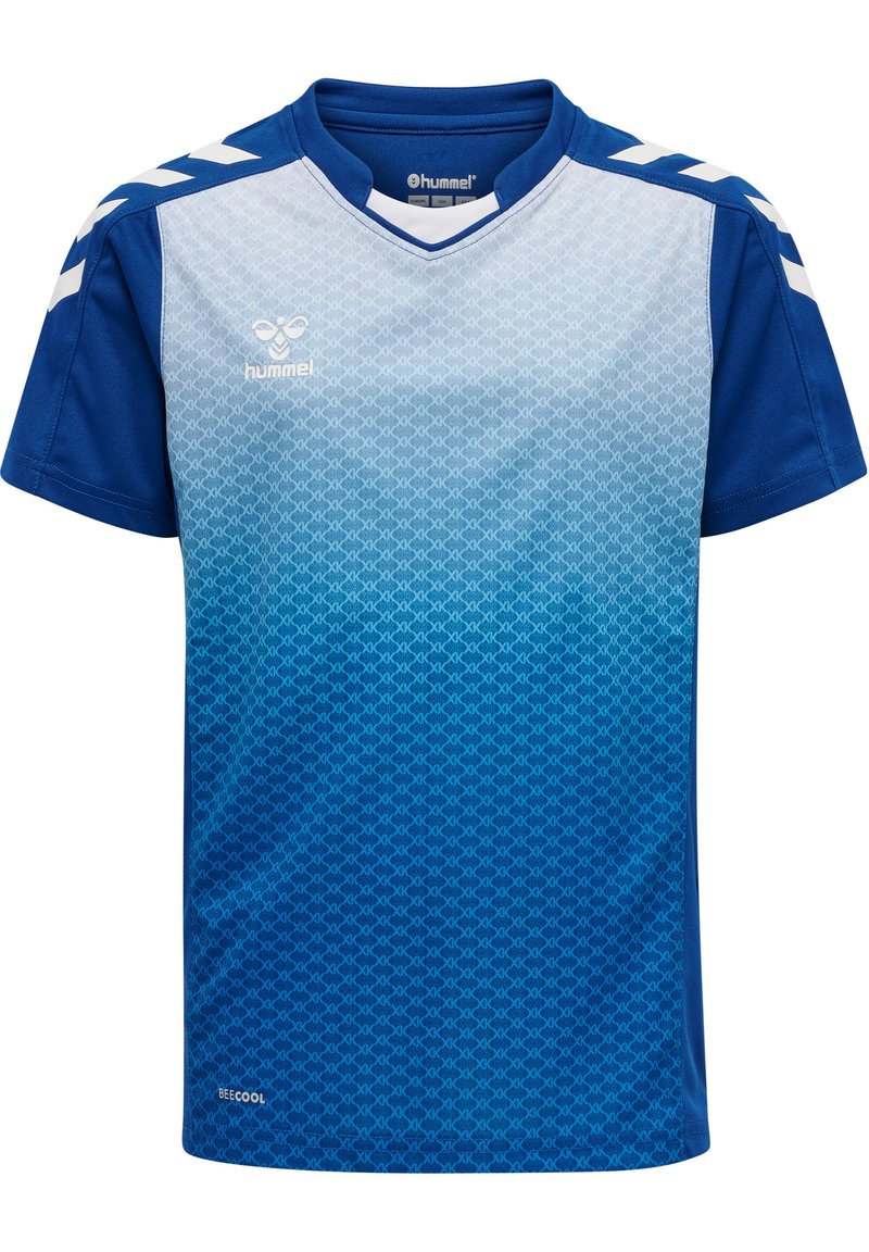 Blå sportstrøje med et gradientmønster fra lys til mørk, korte ærmer, V-hals og hvide detaljer på skuldrene. Brandlogo vist.