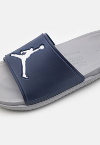 Jordan JUMPMAN SLIDE - Mules - midnight navy/white/cement grey