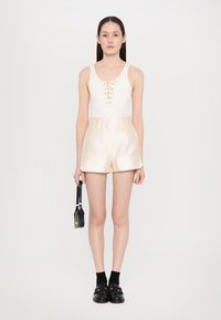 sandro Shorts - ecru