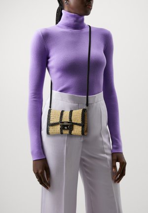 Furla METROPOLIS MINI CROSSBODY REMIX - Sac bandoulière - naturale/nero