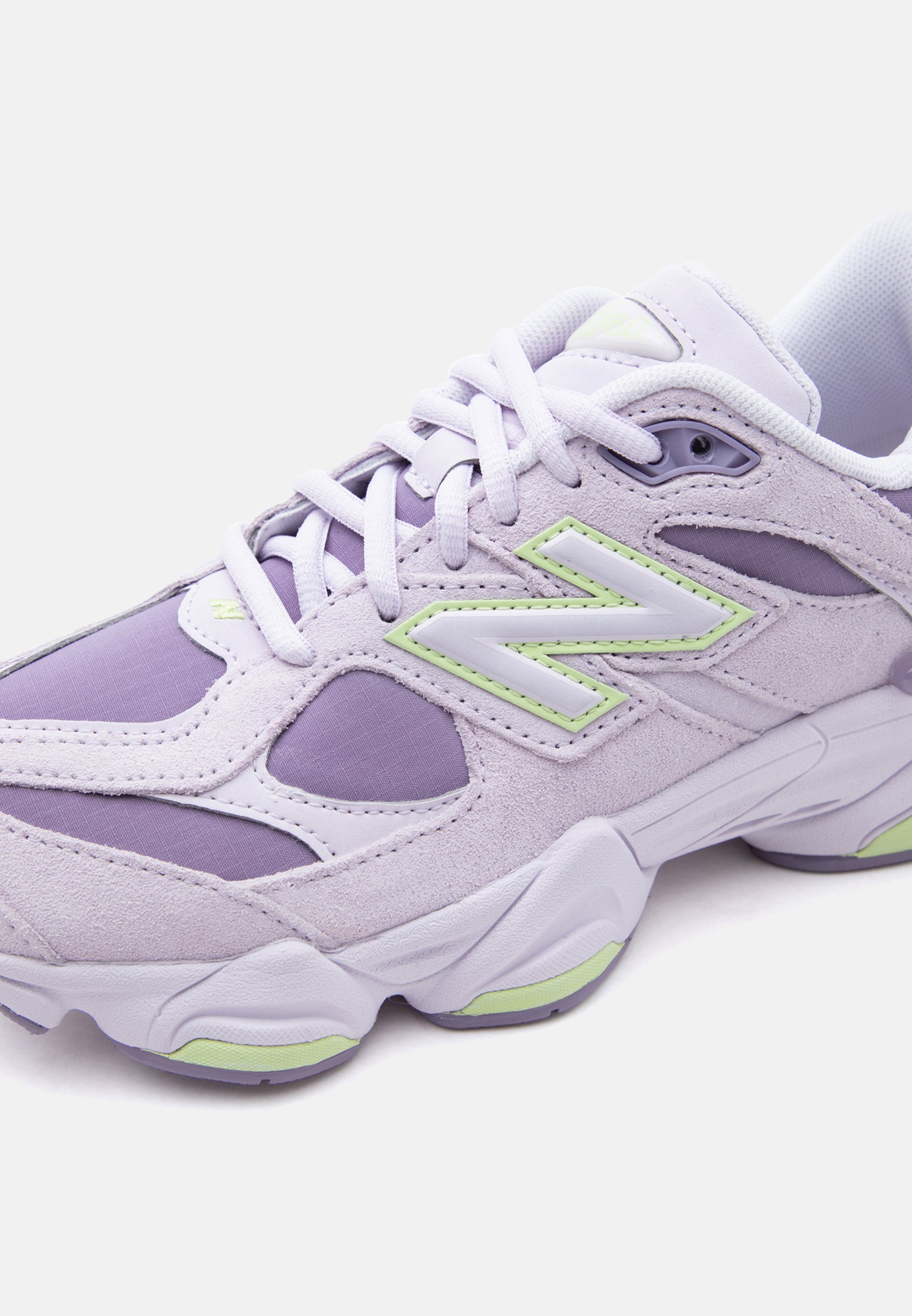 New Balance 9060 UNISEX - Sneakers low - taro/dry lime/roz deschis