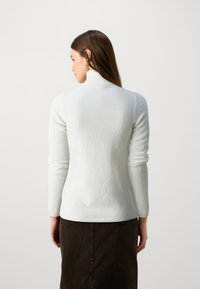 FTC Cashmere ROLLNECK - Neule - pristine white