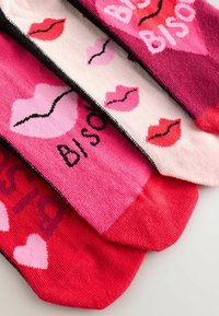 Next 4 PACK - Čarape - bisou slogan