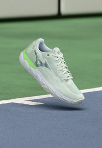 No seleccionado, phantom green/white/glowing apple