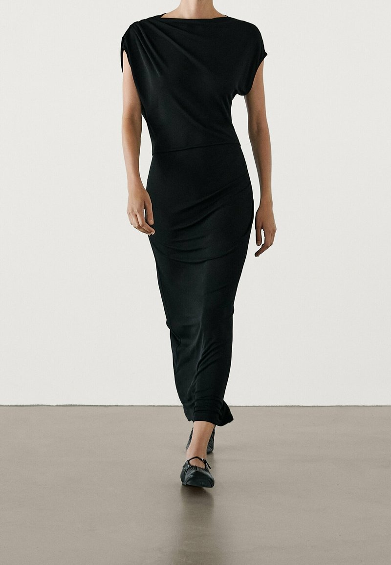 massimo dutti black midi dress Pleated midi dress with ruffles Black Dress