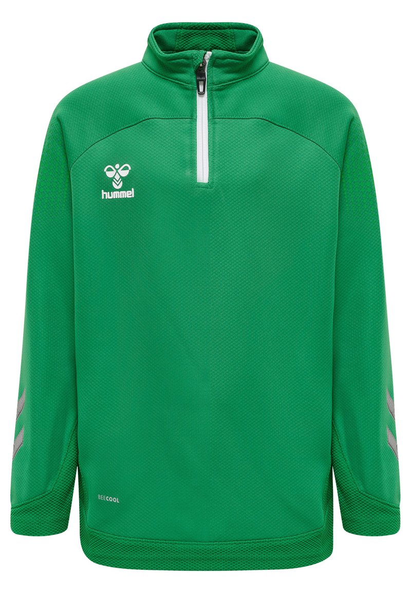 Pullover verde de mangas largas con cuello con media cremallera, que presenta una tela texturada, cremallera blanca y acentos de rayas grises en las mangas.