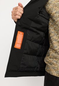 REVOLUTION PADDED TECH  - Winterjas - black