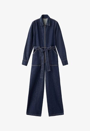 Mørkeblå denim jumpsuit med lange ærmer, frontlynlås, bælte i taljen, brede ben og to frontlomme med klap.