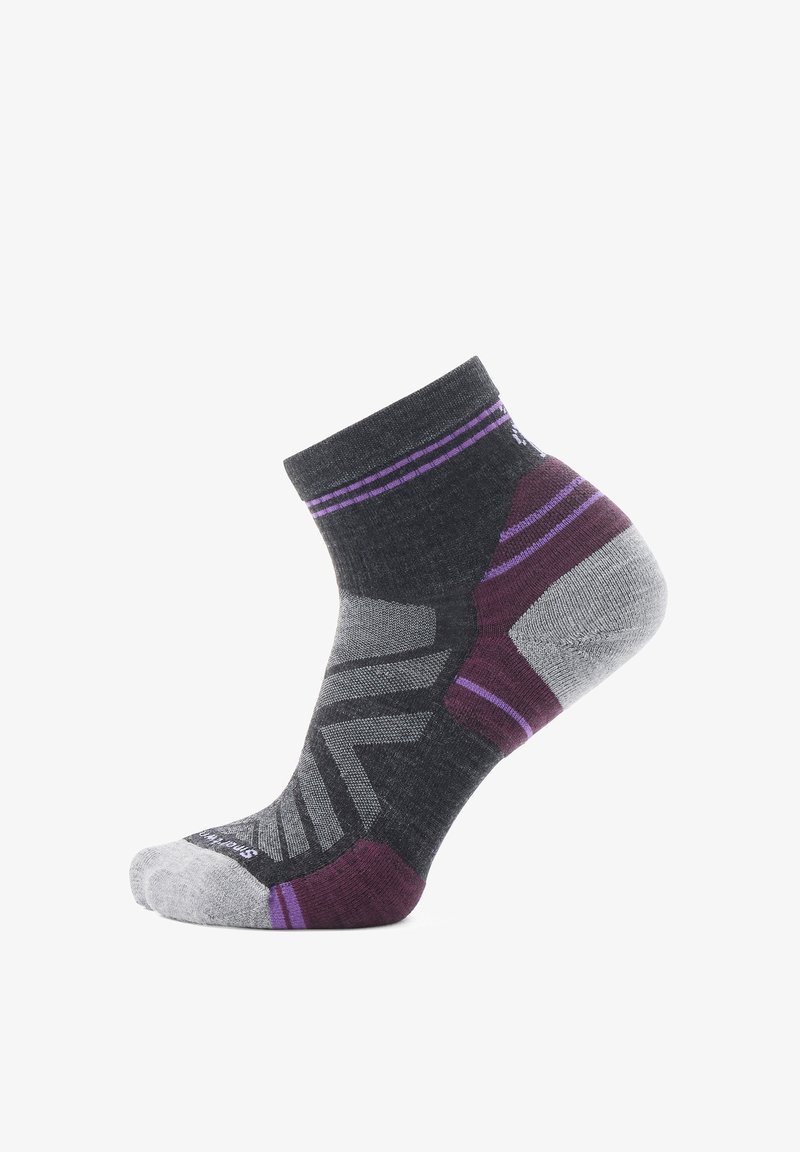 Smartwool HIKE TARGETED CUSHION ANKLE - Sportsstrømper - charcoal