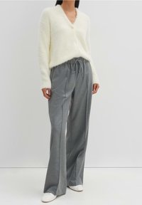 someday. Kofta - white