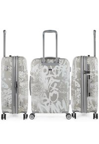 Maleta rígida de color gris claro con patrones estilo graffiti en blanco, que cuenta con un mango telescópico y cuatro ruedas giratorias para facilitar el movimiento.
