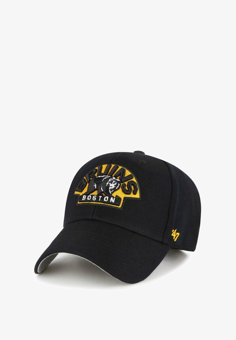Cappellino da baseball nero con il logo dei Boston Bruins ricamato in giallo e bianco. Mostra "BRUINS" sopra un'immagine di un orso. Tessuto texturizzato.