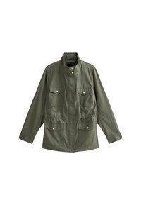 Olivgrüne Jacke mit Stehkragen, zwei Brusttaschen und zwei Seitentaschen. Hergestellt aus strapazierfähigem Stoff mit glatter Textur.