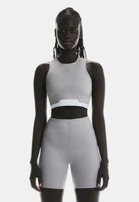 ACTIVE 2-IN-1 CROP - Top - purple