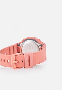 G-SHOCK Reloj digital - pink
