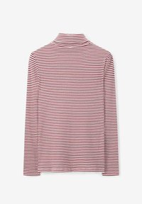T-shirt à manches longues avec col roulé, présentant un motif rayé rouge et blanc, fabriqué en tissu côtelé avec une coupe ajustée et un col haut.