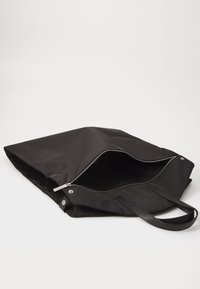 Calvin Klein BUSINESS TECH SUIT CARRIER - Uzvalka maiss - black