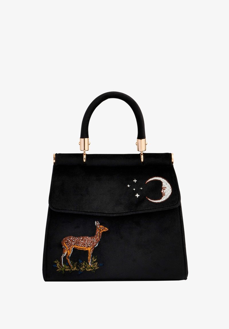 Črna zamskasta torbica z strukturirano obliko, ki vsebuje vezenine jelena in lune, zlatorjavno okovje ter gladko ročico.