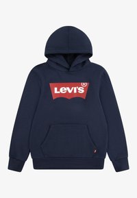 Sudadera con capucha de color azul marino, con un bolsillo tipo canguro en el frente, que presenta un gran logotipo rojo de Levi's en el pecho y puños de canalé. Tejido suave.