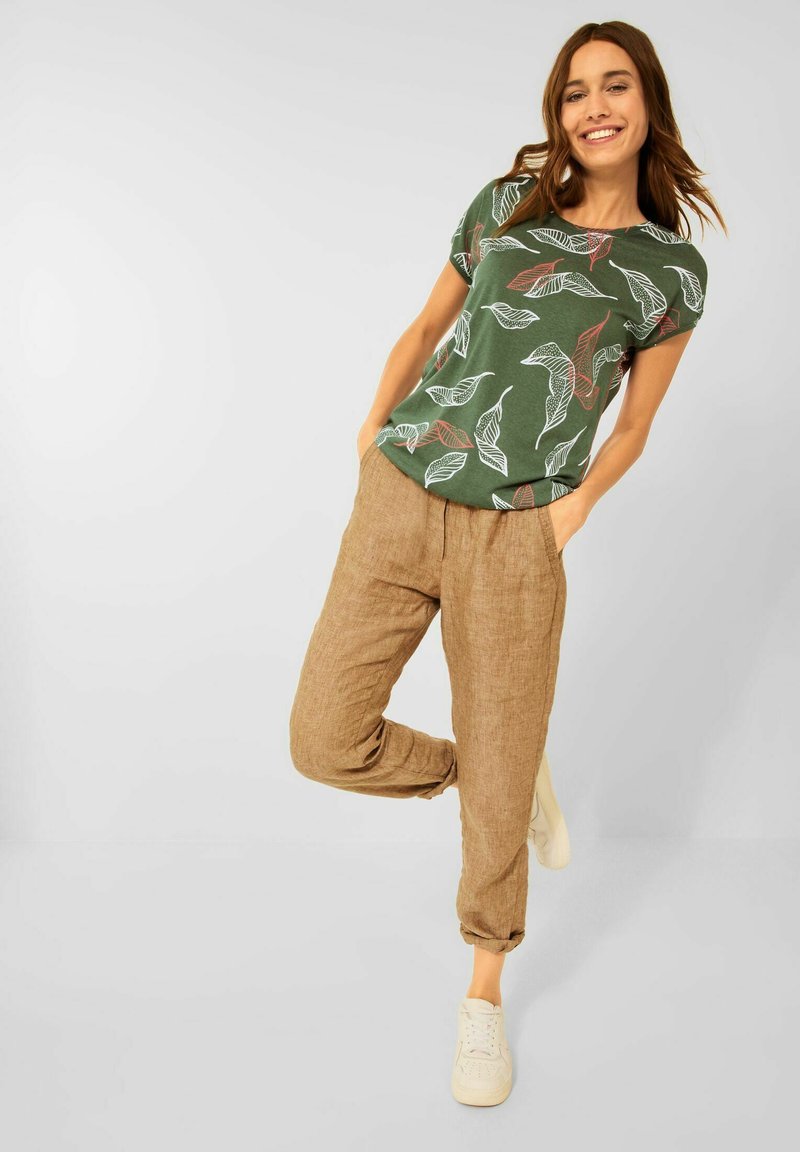 Damen T-Shirts | Cecil MIT SMOCK DETAIL T-Shirt print grün/oliv - TC40638 Damen T-Shirts | Cecil MIT SMOCK DETAIL T-Shirt print grün/oliv - TC40638