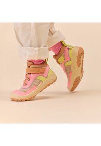 Affenzahn EXPLORY - Baby shoes - pink