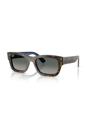 Lunettes de soleil rectangulaires en écaille avec verres dégradés foncés et logos Ray-Ban sur les branches et aux coins supérieurs des montures.