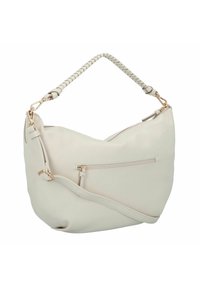 Cremefarbene, strukturierte Leder-Hobo-Tasche mit einem geflochtenen Henkel, goldfarbener Hardware und einer mit Reißverschluss versehenen Vordertasche für zusätzliche Details.
