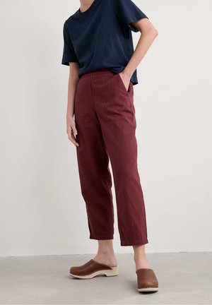 VOW CAVE - Pantaloni - orange forest garden dark cinnamon