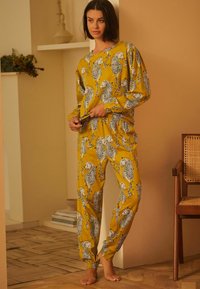 B by Ted Baker REGULAR FIT LEOPARD PRINT SET - Nattøj sæt - green leopard