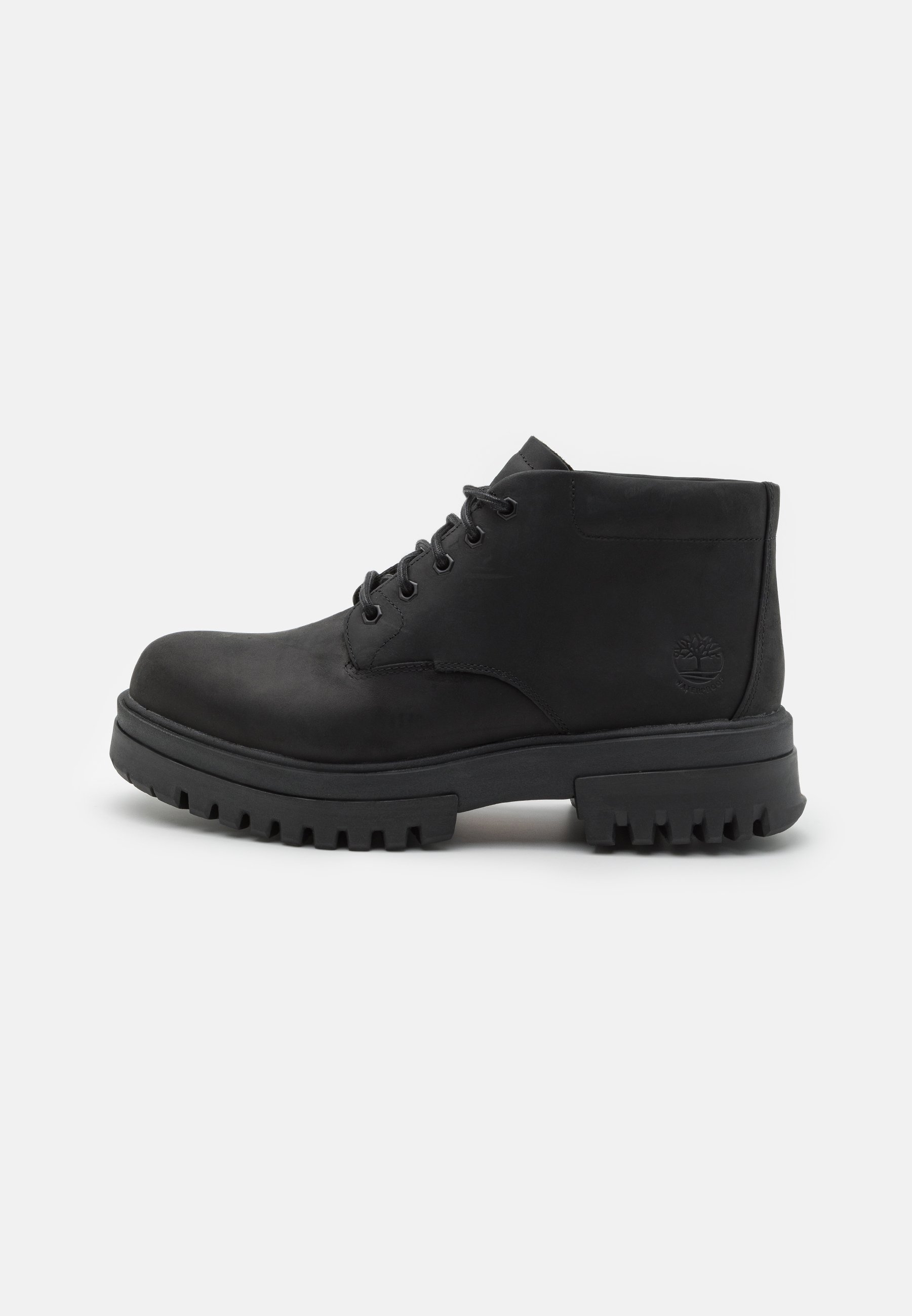 timberland chukka boots black