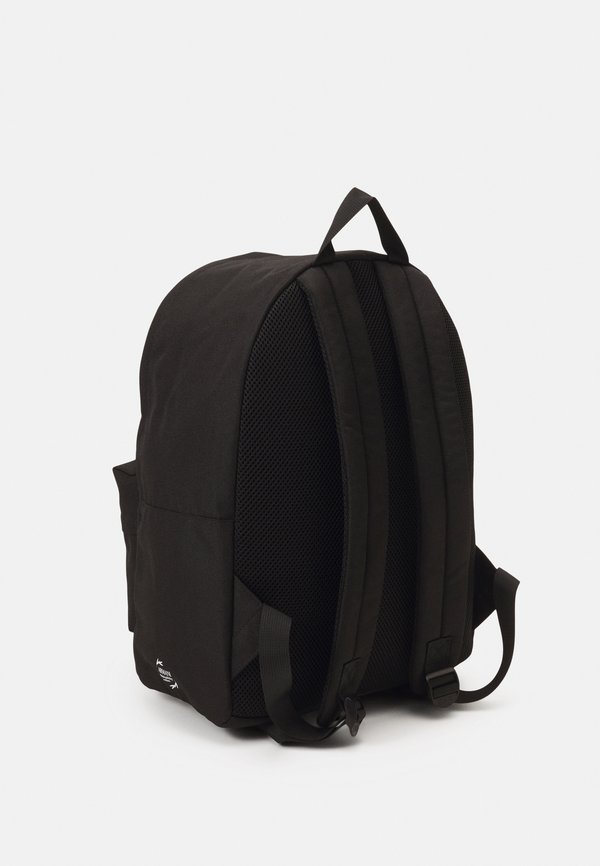 TRAIN CORE BACKPACK UNISEX - Rucksack4