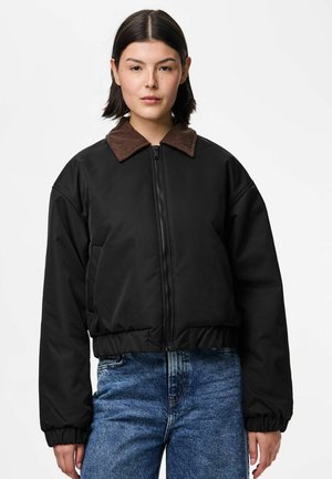 - Kurtka Bomber