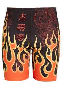 Černé šortky s živým designem plamenů v oranžové a červené barvě; na jedné straně mají motiv draka a čínské znaky. Vyrobeno z elastického materiálu.