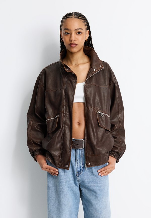 WITH ZIPS - Kunstlederjacke