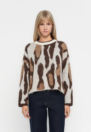 Gebreide trui met een losse fit, met een beige en bruine dierenprint. Zachte textuur, ronde halslijn en lange mouwen.